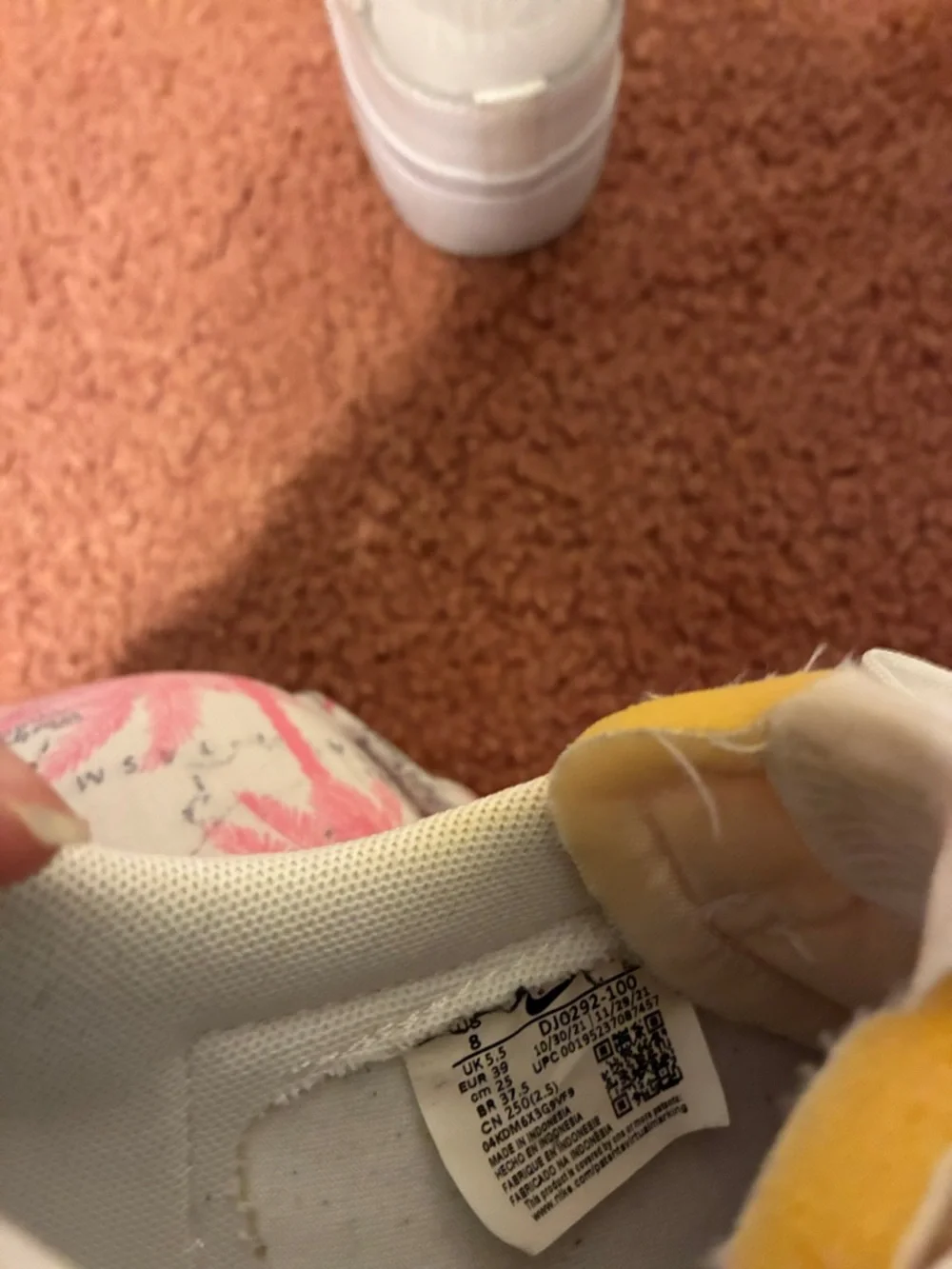 Nike WoMen’s White Sneakers